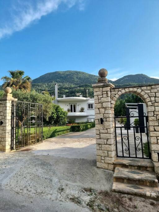 Luxvilla Agioi Deka  Exterior photo