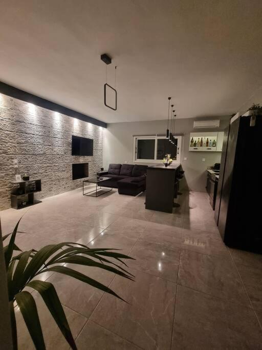 Luxvilla Agioi Deka  Exterior photo